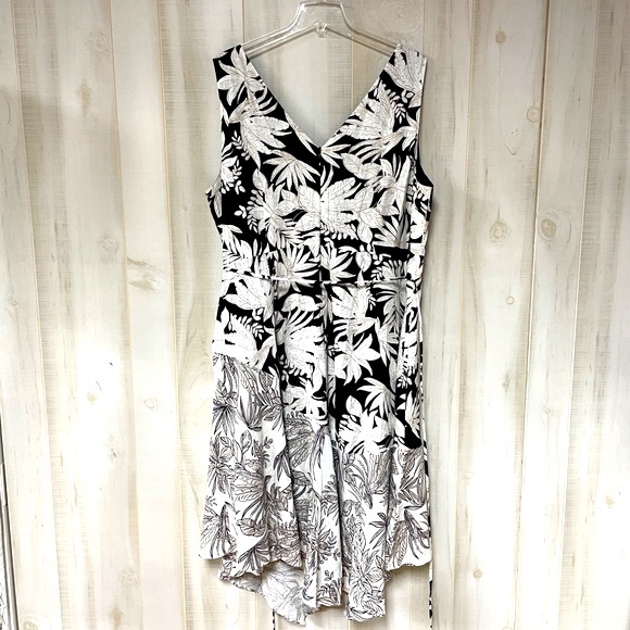 Vince Camuto Linen Tan Navy White Leaf Palm Sleeveless V Neck Dress Sz 20W - Picture 2 of 7